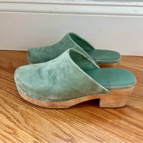 Charlotte Stone Martino Low Heel Clog in Turquoise Suede - Picture 5 of 7
